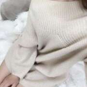 ふゆ（現役看護学生×イラマ！ 😖🍃 ハニービー（Honey Bee）