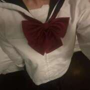 しおり 登校してます！ 新宿・本格コスプレ素人アイドル学園イメクラ「新入生」