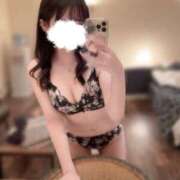 しいな お兄さんのこと待ってるよ♡ E+アイドルスクール　大阪・日本橋店