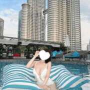 ヒメ日記 2025/12/30 12:06 投稿 えれん☆元美女CAとの◯◯◯♡ じゃむじゃむ