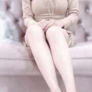 ヒメ日記 2025/12/05 17:07 投稿 すずな マダム可憐