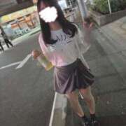 しの『無邪気な少女は距離感０の甘々密着恋人系』 ♡出勤予定♡ 錦糸町派遣型JKリフレガチあい