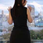 美南 明日出勤いたします ミセスラウンジ東京