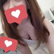 ゆいか 出勤中です！ ふぞろいの人妻たち