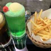 ヒメ日記 2025/12/06 04:48 投稿 える 女の子がセルフで撮影する店！！成田デリヘル『生パネル』伝説