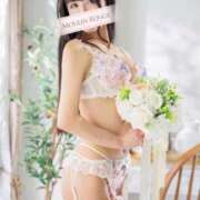 りり 明日11時〜💗 ムーランルージュ