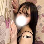 りいな（神ルックス×ドM潮吹き 🤍濡れるとかの次元じゃない🐳🤍 ハニービー（Honey Bee）