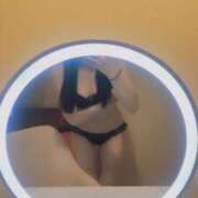 結城　りおん 明日から週末だねみんな久しぶりに会えるの楽しみにしてるよ~ 雫(しずく)