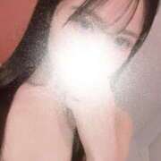 結城　りおん チャームポイントは目👀 雫(しずく)