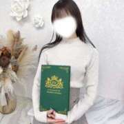 みつき★逸材！次世代アイドル★ 今日います😳🤍 Chloe五反田本店　S級素人清楚系デリヘル