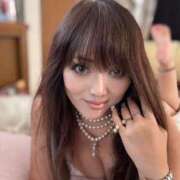 【現役AV女優】美咲　ゆうり 朝のパンを焼いてるよ 池袋人妻城