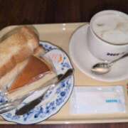 ヒメ日記 2025/12/12 07:16 投稿 らん あとりえ(ATELIER)