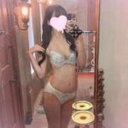 くれな【性癖壊しに来ました】 鏡越しの💭💕 STELLA TOKYO－ステラトウキョウ－