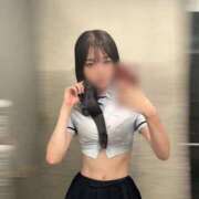 ヒナ(未経験) 実はすっぽんぽんなんですദി- ̫-) secretgirl大阪