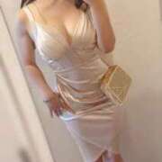 しずく 出勤しました ノーブラで誘惑する奥さん谷九・日本橋