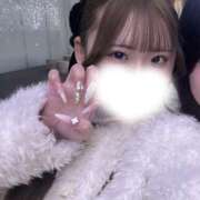 宇野あすみ 本日も出勤してます🤍✨ 池袋パラダイス