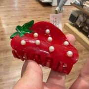 いちご 見つけたらっ🍓💫 The White