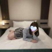 りく りく退勤しました🤍 派遣型JKリフレ ぷるぷる新宿