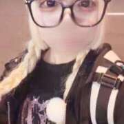 みお みんな〜♡ E+アイドルスクール新宿・歌舞伎町店