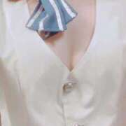 希衣/きい きいです💚これから出勤致します！ ANEJE～アネージュ池袋～(ユメオト)