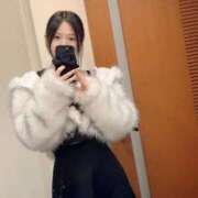 ちはる お久しぶりです|´-`)ﾁﾗｯ 推しの娘