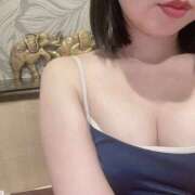 ヒメ日記 2026/04/04 21:11 投稿 みな プールサイド