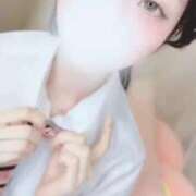 ねね 脱いでいきます♡ E+アイドルスクール池袋店