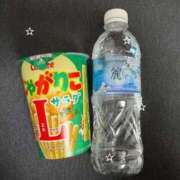 ヒメ日記 2025/12/15 03:22 投稿 相生りつ 全裸美女からのカゲキな誘惑