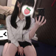 ヒメ日記 2026/03/08 15:25 投稿 いちご ミルキーラテ