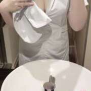 ヒメ日記 2026/04/22 09:35 投稿 こはな 逢って30秒で即尺