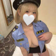 トリンドル・トリ・パイタン 120％♡ 鬼イカセてくれないドス◯ベお姉さん