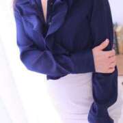 ゆりな 出勤します❣️ 性腺熟女100％鶯谷（デリヘル市場）