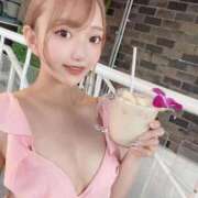 えま 17:00〜22:00 E+アイドルスクール新宿・歌舞伎町店