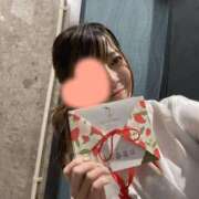 鳴海ふうか 10/13のありがとう? 華椿