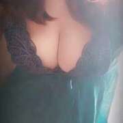 ヒメ日記 2025/12/22 09:01 投稿 藤本らん MADAM