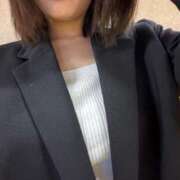 高梨じゅり 仕事DAY 華椿