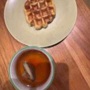 安田ほのか 犬の散歩も終わり次は髪の毛を切ってきます。 MADAM