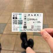 藤田こはる 明日出勤日です?? 華椿