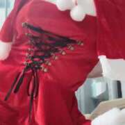 ヒメ日記 2025/12/25 09:31 投稿 芹沢りん 華椿