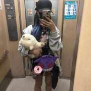 ヒメ日記 2025/12/21 23:42 投稿 頼都えるる 全裸美女からのカゲキな誘惑