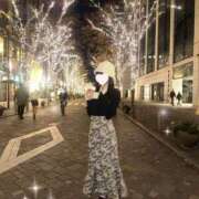 かすみ イルミ行ってきたんだ〜✨️ 鶯谷スピン