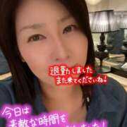 和泉じゅんな 退勤します(??????) MADAM