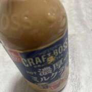 あむ 今月のシフトについて！ホットティーの季節になりましたね♡ 白いぽっちゃりさん