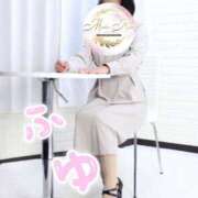 ヒメ日記 2025/12/20 19:54 投稿 ふゆ マダム可憐