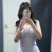 ヒメ日記 2026/04/18 16:58 投稿 にいな VIVID CREW Pink Party Paradise