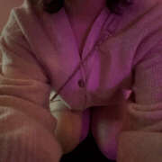 せいな カーディガンイベント🎀 みつばちマーヤZ