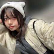 夏野　まろ 出勤したよ🫶 スタイリッシュ秘書