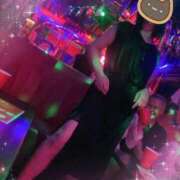 紫藤(しどう) 出勤😊 熟女出逢い会『百合の園』目黒店