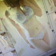 辻　かな 初出勤🌟 現役ナースが精液採取に伺います 梅田店