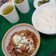 ヒメ日記 2025/12/28 13:27 投稿 服部 人妻風俗チャンネル